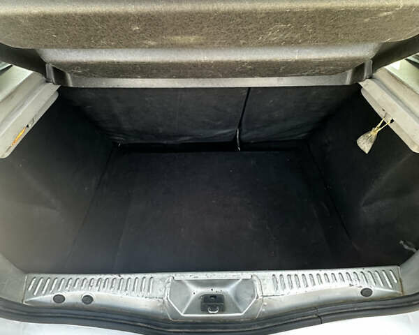 Серый Рено Сандеро, объемом двигателя 1.15 л и пробегом 247 тыс. км за 5500 $, фото 30 на Automoto.ua