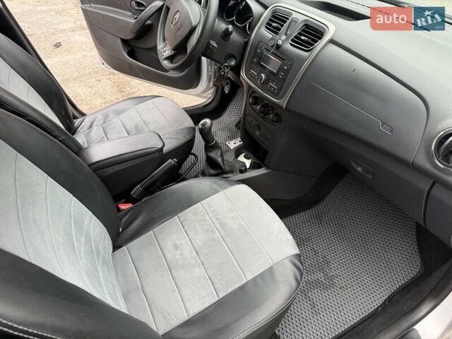 Сірий Рено Сандеро, об'ємом двигуна 1.46 л та пробігом 119 тис. км за 8900 $, фото 27 на Automoto.ua