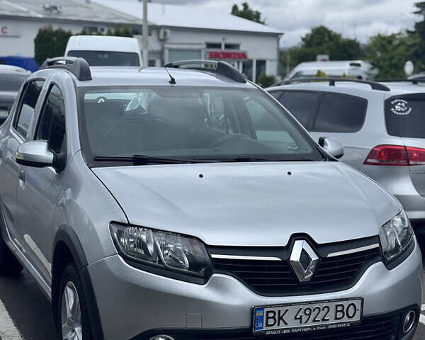 Сірий Рено Сандеро, об'ємом двигуна 1.46 л та пробігом 215 тис. км за 7600 $, фото 7 на Automoto.ua