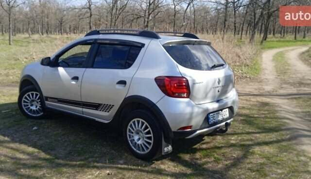 Сірий Рено Сандеро, об'ємом двигуна 1.46 л та пробігом 190 тис. км за 8700 $, фото 1 на Automoto.ua