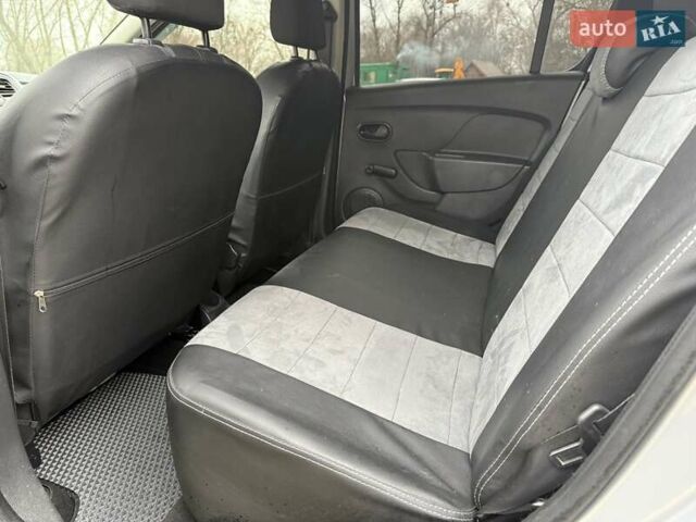 Сірий Рено Сандеро, об'ємом двигуна 1.46 л та пробігом 119 тис. км за 8900 $, фото 23 на Automoto.ua