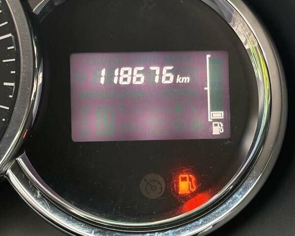 Сірий Рено Сандеро, об'ємом двигуна 1.46 л та пробігом 119 тис. км за 8900 $, фото 28 на Automoto.ua