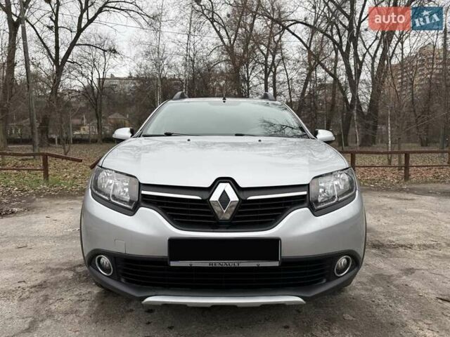 Сірий Рено Сандеро, об'ємом двигуна 1.46 л та пробігом 119 тис. км за 8900 $, фото 10 на Automoto.ua
