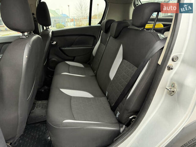 Серый Рено Сандеро, объемом двигателя 1.46 л и пробегом 216 тыс. км за 6499 $, фото 23 на Automoto.ua