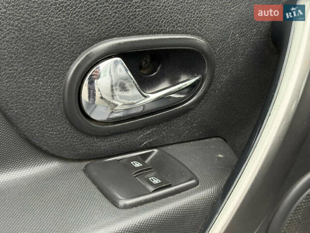 Серый Рено Сандеро, объемом двигателя 1.46 л и пробегом 216 тыс. км за 6499 $, фото 17 на Automoto.ua