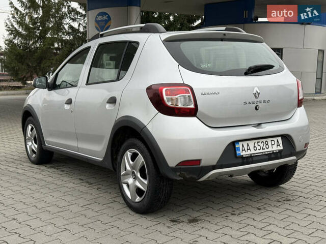Серый Рено Сандеро, объемом двигателя 1.46 л и пробегом 216 тыс. км за 6499 $, фото 14 на Automoto.ua