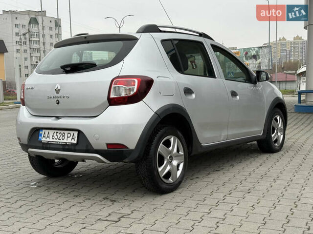Серый Рено Сандеро, объемом двигателя 1.46 л и пробегом 216 тыс. км за 6499 $, фото 10 на Automoto.ua