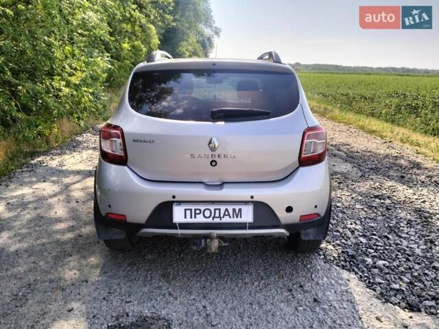 Серый Рено Сандеро, объемом двигателя 1.46 л и пробегом 424 тыс. км за 6500 $, фото 9 на Automoto.ua