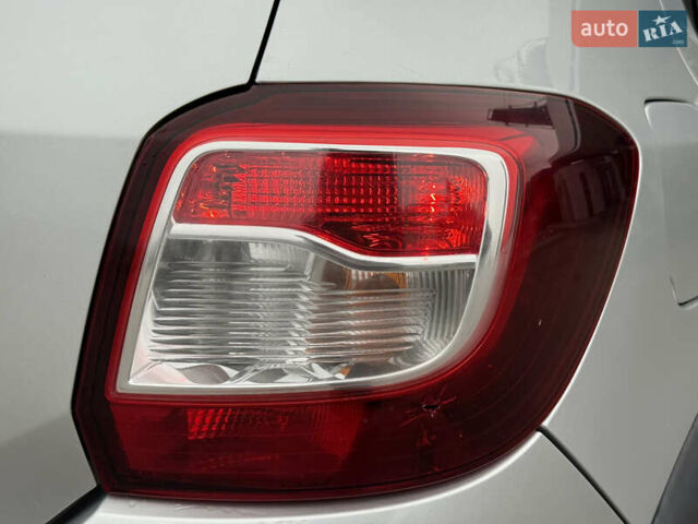 Серый Рено Сандеро, объемом двигателя 1.46 л и пробегом 198 тыс. км за 6599 $, фото 16 на Automoto.ua