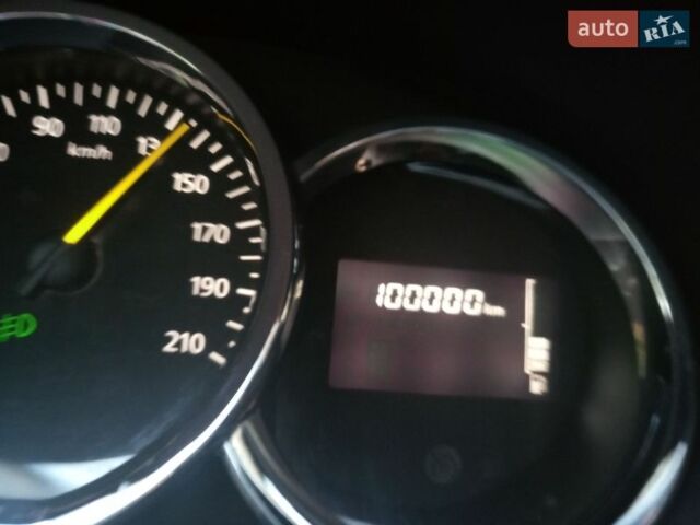 Серый Рено Сандеро, объемом двигателя 1.46 л и пробегом 220 тыс. км за 8200 $, фото 13 на Automoto.ua