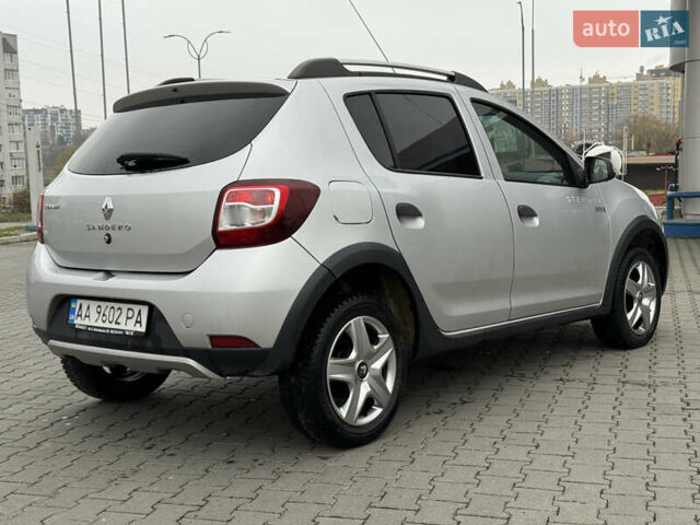 Серый Рено Сандеро, объемом двигателя 1.46 л и пробегом 198 тыс. км за 6599 $, фото 11 на Automoto.ua