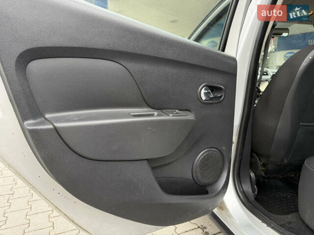 Серый Рено Сандеро, объемом двигателя 1.46 л и пробегом 216 тыс. км за 6499 $, фото 22 на Automoto.ua