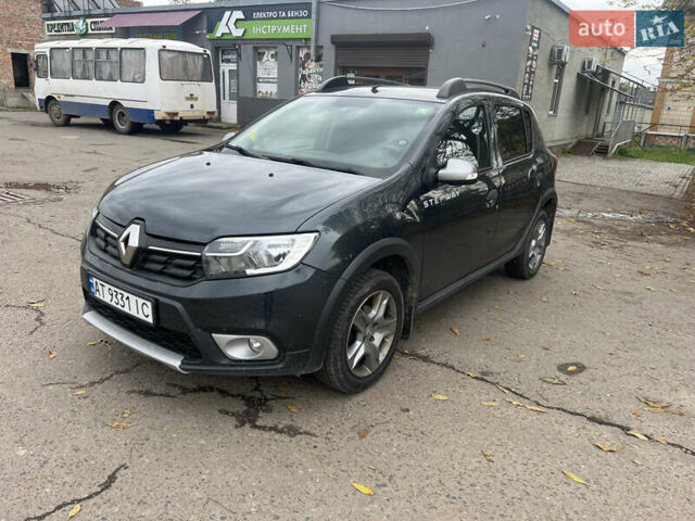 Серый Рено Сандеро, объемом двигателя 1.5 л и пробегом 68 тыс. км за 11300 $, фото 1 на Automoto.ua