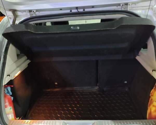 Серый Рено Сандеро, объемом двигателя 1.46 л и пробегом 168 тыс. км за 11000 $, фото 18 на Automoto.ua