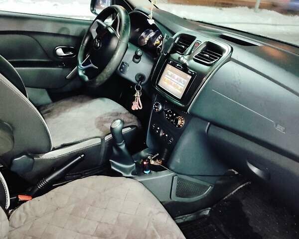 Серый Рено Сандеро, объемом двигателя 1.46 л и пробегом 168 тыс. км за 11000 $, фото 15 на Automoto.ua