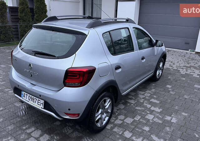 Серый Рено Сандеро, объемом двигателя 1.46 л и пробегом 39 тыс. км за 12300 $, фото 6 на Automoto.ua