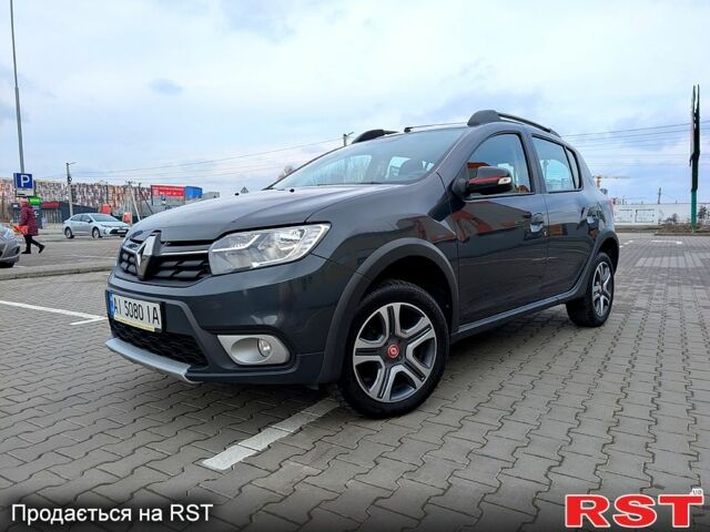 Серый Рено Сандеро, объемом двигателя 1.5 л и пробегом 130 тыс. км за 11750 $, фото 11 на Automoto.ua