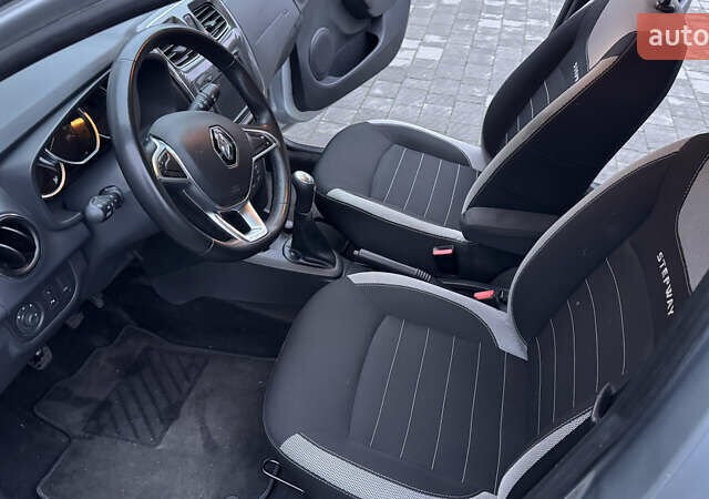 Серый Рено Сандеро, объемом двигателя 1.46 л и пробегом 39 тыс. км за 12300 $, фото 17 на Automoto.ua