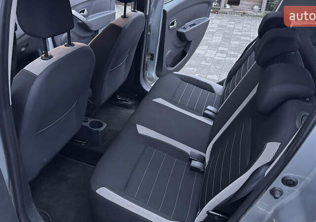 Серый Рено Сандеро, объемом двигателя 1.46 л и пробегом 39 тыс. км за 12300 $, фото 18 на Automoto.ua