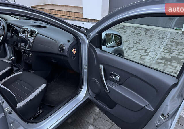 Серый Рено Сандеро, объемом двигателя 1.46 л и пробегом 39 тыс. км за 12300 $, фото 23 на Automoto.ua