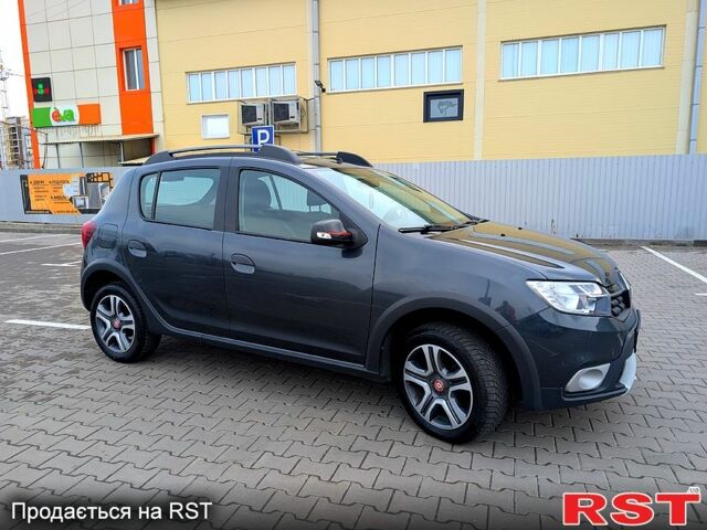 Серый Рено Сандеро, объемом двигателя 1.5 л и пробегом 130 тыс. км за 11750 $, фото 12 на Automoto.ua