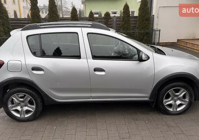 Серый Рено Сандеро, объемом двигателя 1.46 л и пробегом 39 тыс. км за 11800 $, фото 7 на Automoto.ua