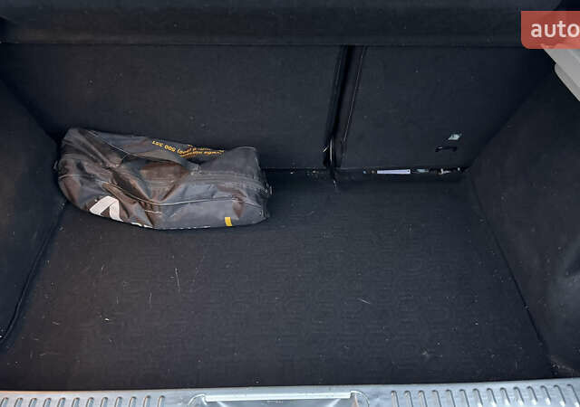 Серый Рено Сандеро, объемом двигателя 1.46 л и пробегом 39 тыс. км за 11800 $, фото 16 на Automoto.ua