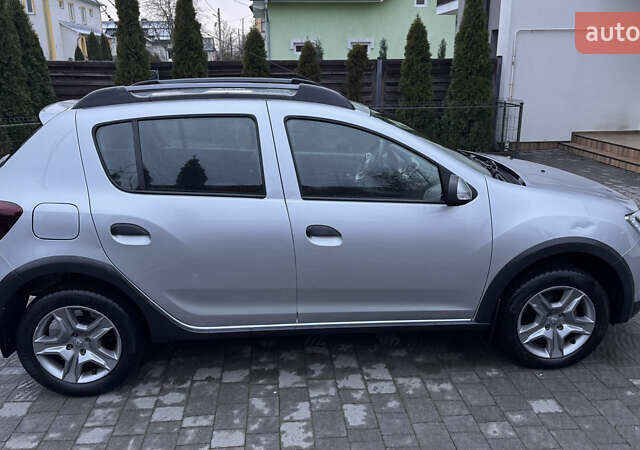 Серый Рено Сандеро, объемом двигателя 1.46 л и пробегом 39 тыс. км за 12300 $, фото 7 на Automoto.ua