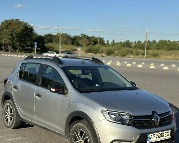 Сірий Рено Сандеро, об'ємом двигуна 0.9 л та пробігом 59 тис. км за 12500 $, фото 1 на Automoto.ua