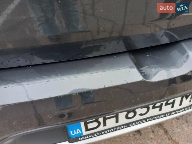 Серый Рено Сандеро, объемом двигателя 0.9 л и пробегом 12 тыс. км за 10400 $, фото 10 на Automoto.ua