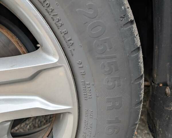 Рено Сандеро 2020 у Кропивницькому (Кіровограді) на Automoto.ua Сірий Рено Сандеро, об'ємом двигуна 0.9 л та пробігом 48 тис. км за 10700 $, фото 2 на Automoto.ua