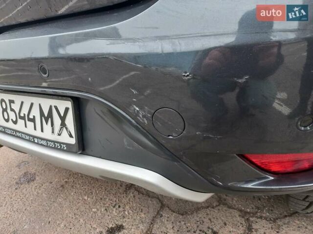 Серый Рено Сандеро, объемом двигателя 0.9 л и пробегом 12 тыс. км за 10400 $, фото 11 на Automoto.ua