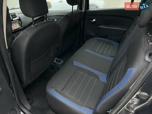 Сірий Рено Сандеро, об'ємом двигуна 0.9 л та пробігом 12 тис. км за 11300 $, фото 8 на Automoto.ua