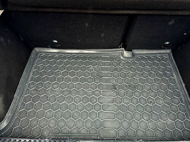 Серый Рено Сандеро, объемом двигателя 1.5 л и пробегом 53 тыс. км за 11700 $, фото 8 на Automoto.ua