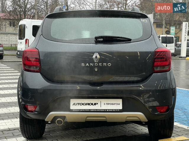 Сірий Рено Сандеро, об'ємом двигуна 0.9 л та пробігом 12 тис. км за 11300 $, фото 5 на Automoto.ua