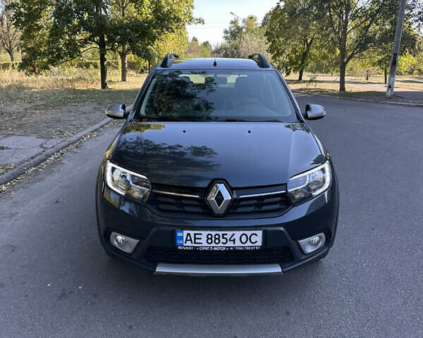 Сірий Рено Сандеро, об'ємом двигуна 1.46 л та пробігом 99 тис. км за 10300 $, фото 8 на Automoto.ua