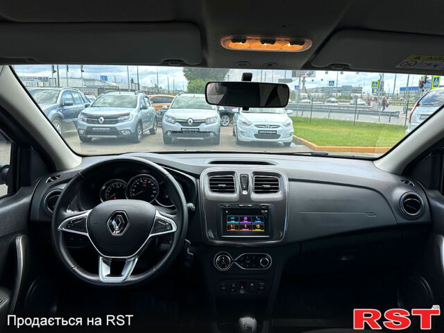 Серый Рено Сандеро, объемом двигателя 0.9 л и пробегом 77 тыс. км за 11300 $, фото 9 на Automoto.ua