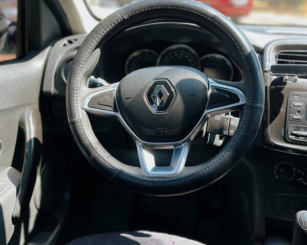 Рено Сандеро 2021 в Николаеве на Automoto.ua Серый Рено Сандеро, объемом двигателя 1.5 л и пробегом 102 тыс. км за 10300 $, фото 10 на Automoto.ua