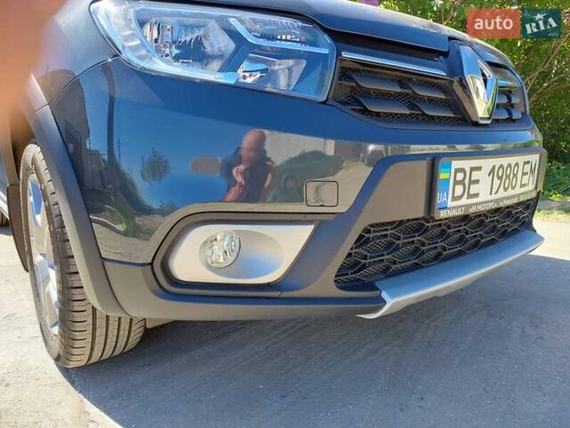 Сірий Рено Сандеро, об'ємом двигуна 0.9 л та пробігом 11 тис. км за 13800 $, фото 40 на Automoto.ua