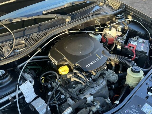 Серый Рено Сандеро, объемом двигателя 1.6 л и пробегом 180 тыс. км за 6599 $, фото 20 на Automoto.ua