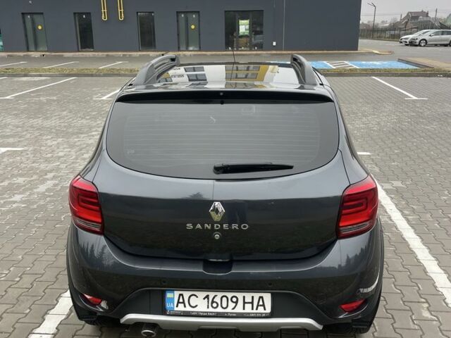 Серый Рено Сандеро, объемом двигателя 1.5 л и пробегом 233 тыс. км за 11000 $, фото 6 на Automoto.ua