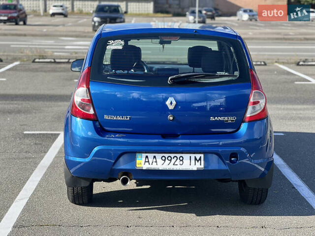 Рено Сандеро 2009 у Києві на Automoto.ua Синій Рено Сандеро, об'ємом двигуна 1.4 л та пробігом 162 тис. км за 4200 $, фото 5 на Automoto.ua