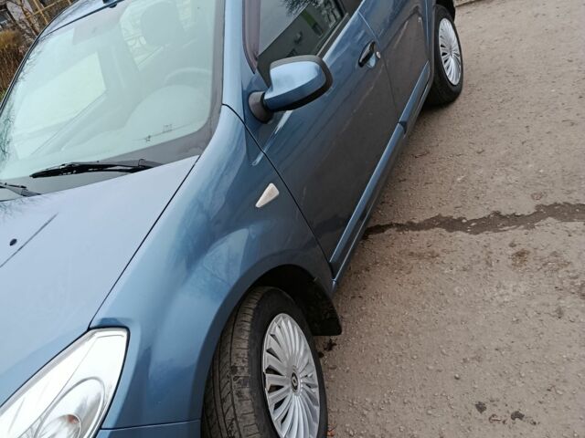 Синій Рено Сандеро, об'ємом двигуна 1.6 л та пробігом 217 тис. км за 4900 $, фото 2 на Automoto.ua