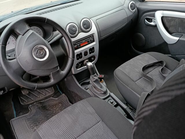 Синій Рено Сандеро, об'ємом двигуна 1.6 л та пробігом 217 тис. км за 4900 $, фото 13 на Automoto.ua