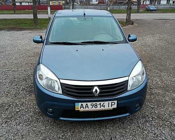 Синій Рено Сандеро, об'ємом двигуна 1.6 л та пробігом 217 тис. км за 4900 $, фото 13 на Automoto.ua