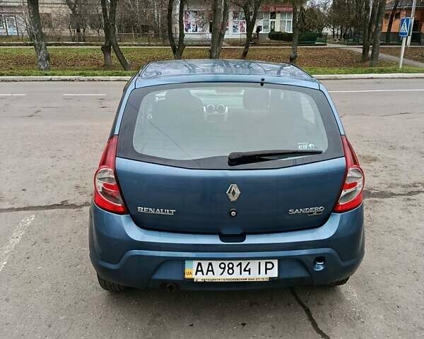 Синій Рено Сандеро, об'ємом двигуна 1.6 л та пробігом 217 тис. км за 4900 $, фото 6 на Automoto.ua