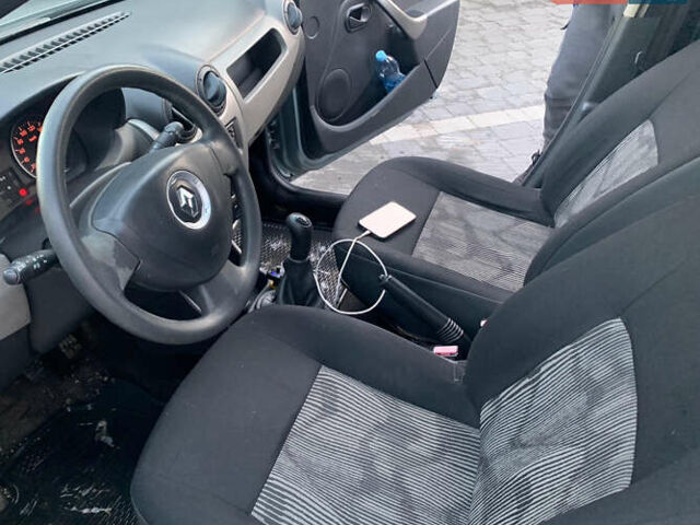 Синий Рено Сандеро, объемом двигателя 1.4 л и пробегом 130 тыс. км за 4150 $, фото 10 на Automoto.ua