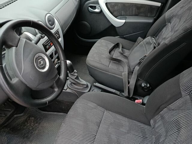 Синій Рено Сандеро, об'ємом двигуна 1.6 л та пробігом 217 тис. км за 4900 $, фото 6 на Automoto.ua