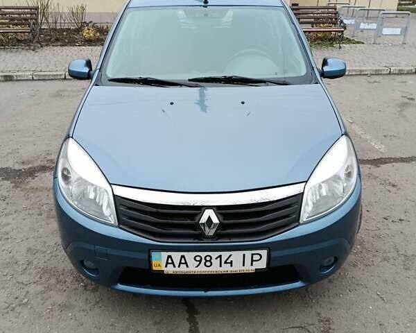 Синій Рено Сандеро, об'ємом двигуна 1.6 л та пробігом 217 тис. км за 4900 $, фото 7 на Automoto.ua