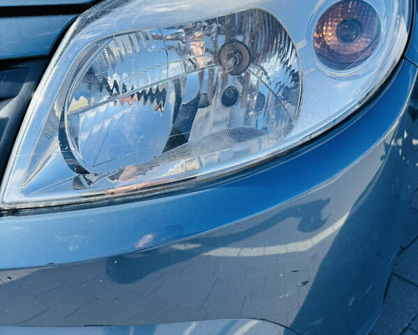 Рено Сандеро 2011 в Мукачеве на Automoto.ua Синий Рено Сандеро, объемом двигателя 1.4 л и пробегом 213 тыс. км за 4400 $, фото 12 на Automoto.ua